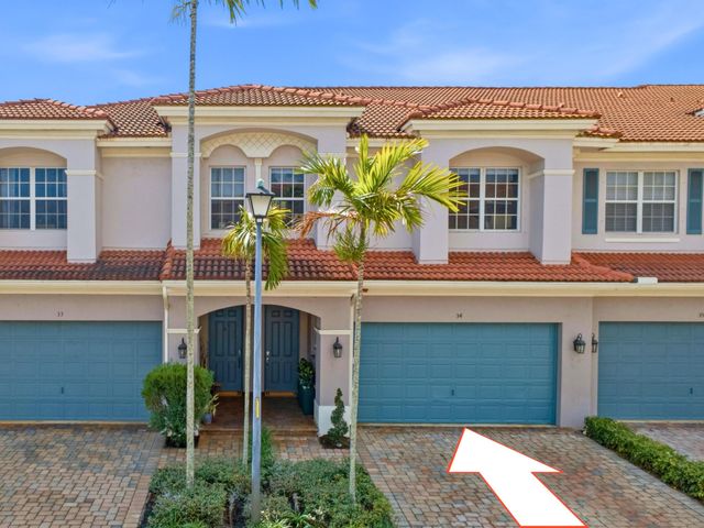 34 Lancaster Road, Boynton Beach, FL 33426
