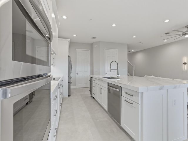 34 Lancaster Road, Boynton Beach, FL 33426