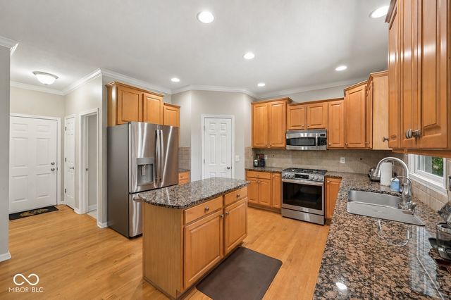 10308 Woods Edge Drive, Fishers, IN 46037