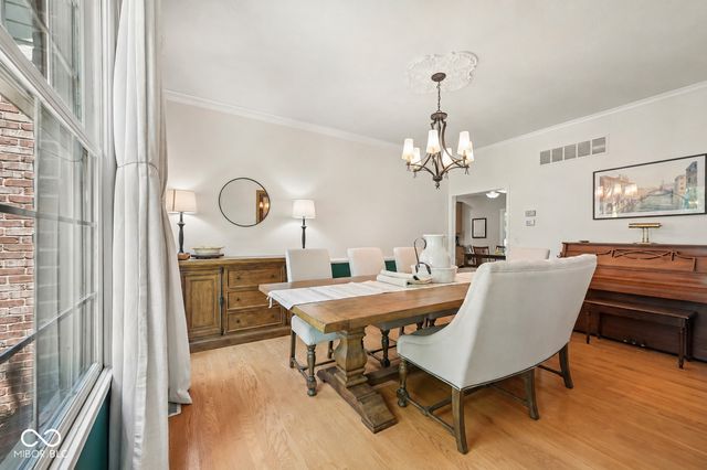 10308 Woods Edge Drive, Fishers, IN 46037