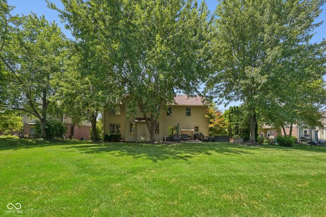 10308 Woods Edge Drive, Fishers, IN 46037