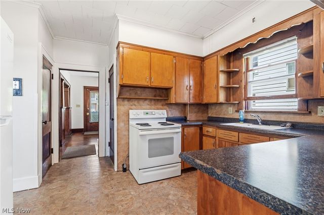 2138 Watson Avenue, Alliance, OH 44601
