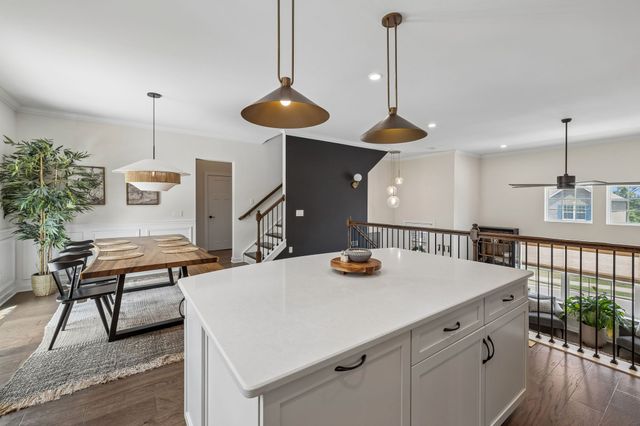 280 Blackpool Dr, Nashville, TN 37211