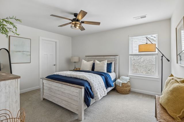 280 Blackpool Dr, Nashville, TN 37211