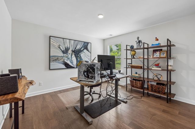 280 Blackpool Dr, Nashville, TN 37211