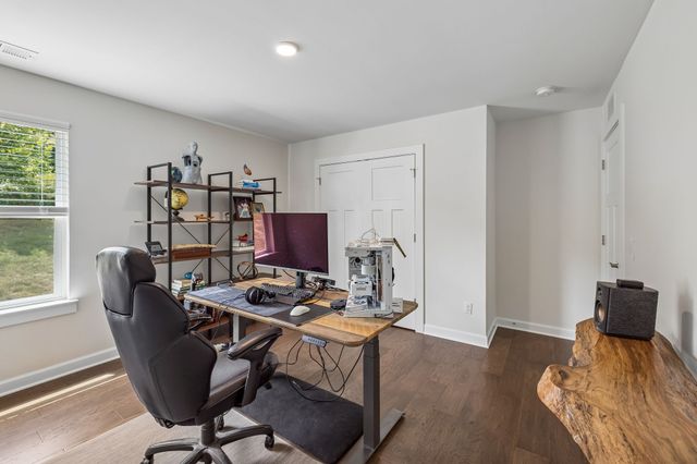 280 Blackpool Dr, Nashville, TN 37211