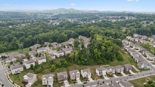 280 Blackpool Dr, Nashville, TN 37211