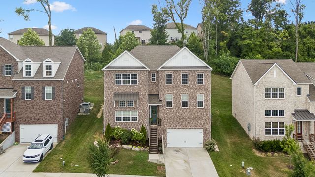 280 Blackpool Dr, Nashville, TN 37211