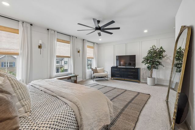 280 Blackpool Dr, Nashville, TN 37211