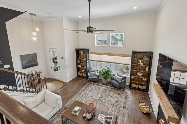 280 Blackpool Dr, Nashville, TN 37211