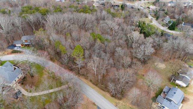 1739 Colonial Shores Drive, Hixson, TN 37343