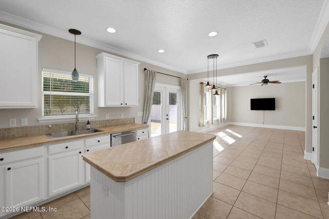 2818 WOODBRIDGE CROSSING Court, Green Cove Springs, FL 32043