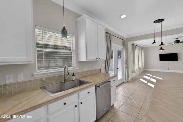 2818 WOODBRIDGE CROSSING Court, Green Cove Springs, FL 32043