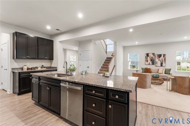 12060 Almer Ln, Chester, VA 23836