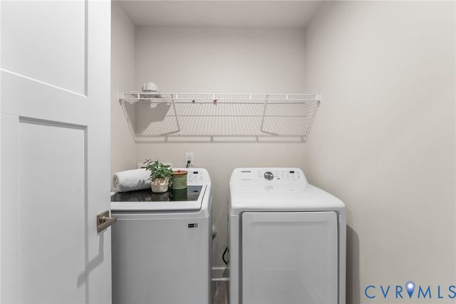 12060 Almer Ln, Chester, VA 23836