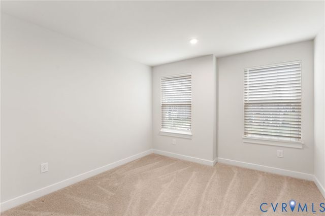 12060 Almer Ln, Chester, VA 23836