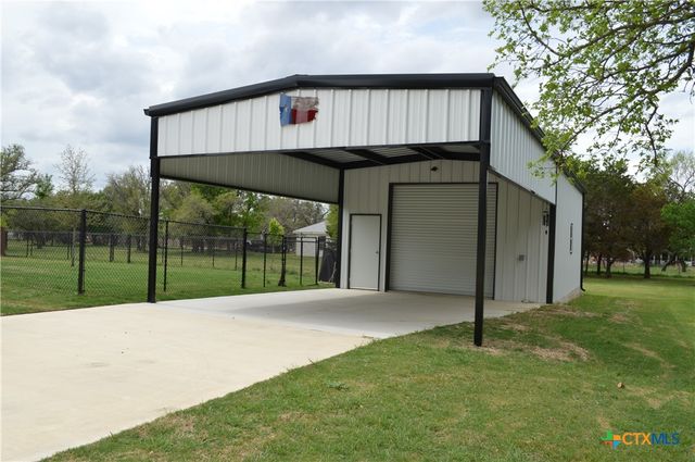 1026 County Road 3152, Kempner, TX 76539