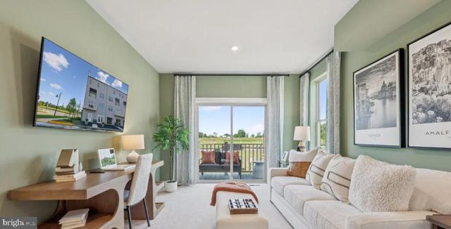 11282 DOROTHY VAUGHAN RD, Manassas, VA 20109