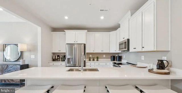 11282 DOROTHY VAUGHAN RD, Manassas, VA 20109