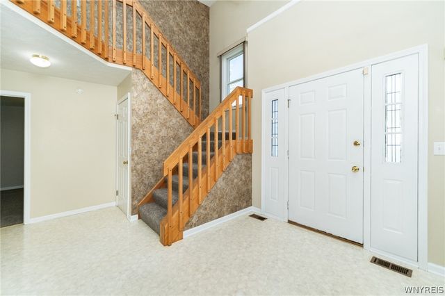 381 Old Country Road, Greece, NY 14612