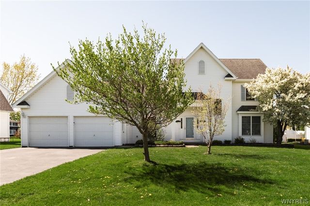 381 Old Country Road, Greece, NY 14612