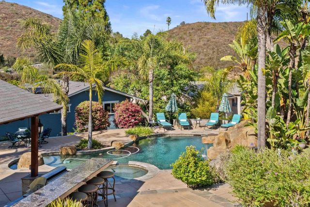 11375 Paymogo, San Diego, CA 92129