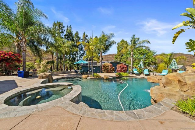 11375 Paymogo, San Diego, CA 92129