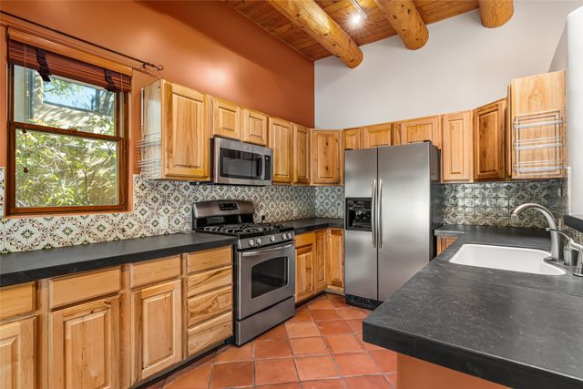 207 Cordova Road B, Santa Fe, NM 87505