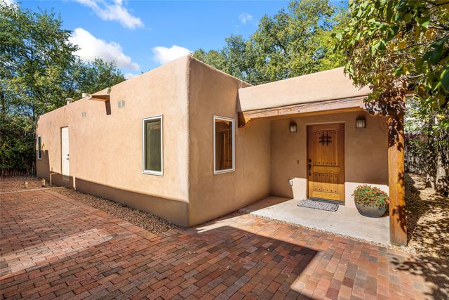 207 Cordova Road B, Santa Fe, NM 87505