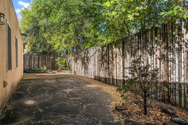 207 Cordova Road B, Santa Fe, NM 87505
