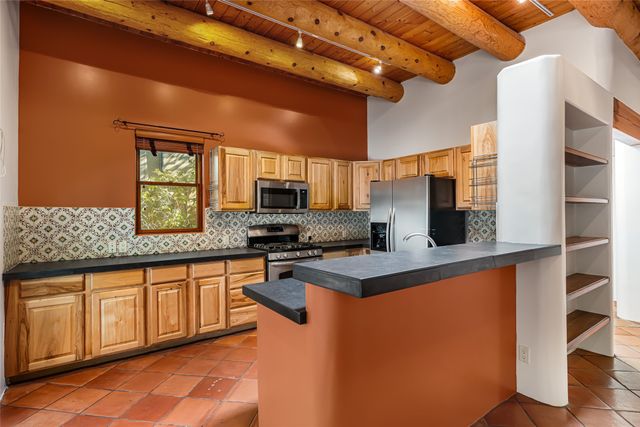 207 Cordova Road B, Santa Fe, NM 87505