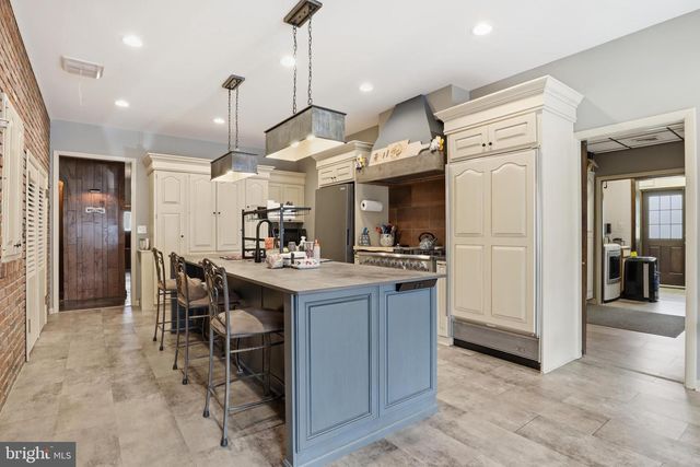 436 COTTAGE AVE, Edgewater Park, NJ 08010