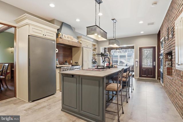 436 COTTAGE AVE, Edgewater Park, NJ 08010