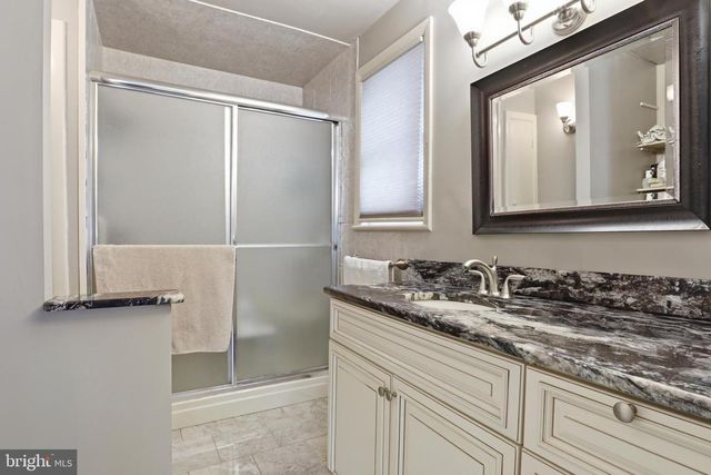 436 COTTAGE AVE, Edgewater Park, NJ 08010