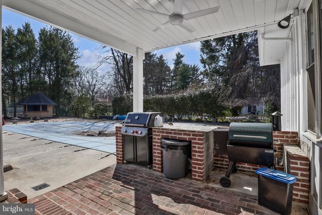 436 COTTAGE AVE, Edgewater Park, NJ 08010