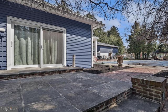 436 COTTAGE AVE, Edgewater Park, NJ 08010