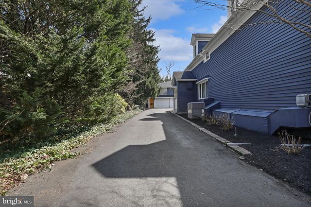 436 COTTAGE AVE, Edgewater Park, NJ 08010