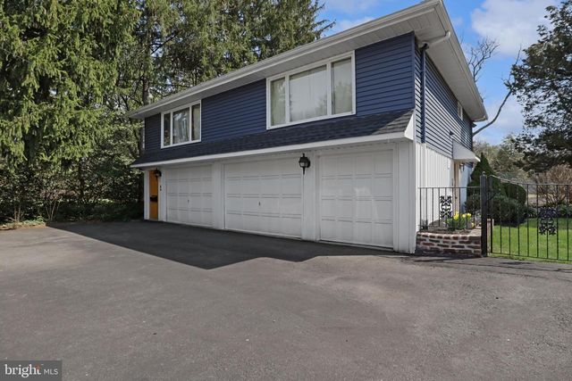 436 COTTAGE AVE, Edgewater Park, NJ 08010