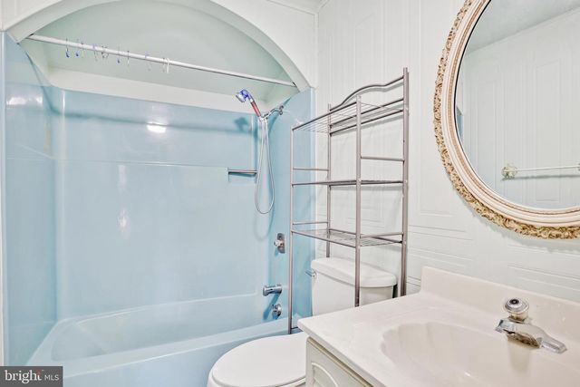 436 COTTAGE AVE, Edgewater Park, NJ 08010