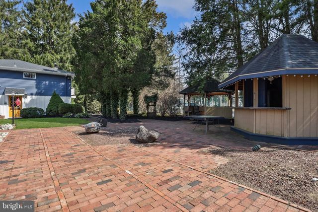 436 COTTAGE AVE, Edgewater Park, NJ 08010