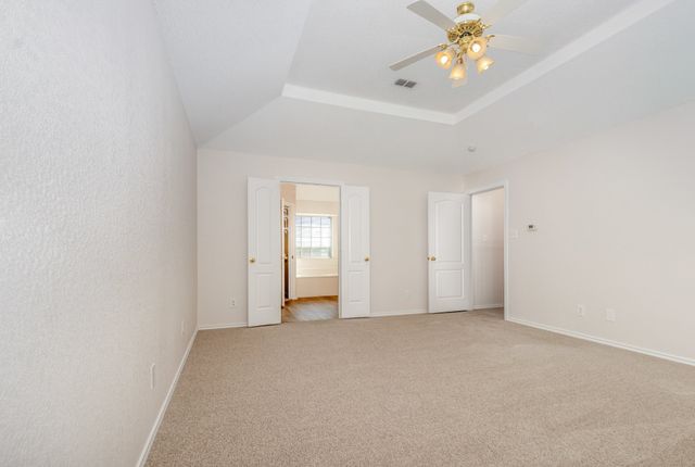 964 Camden Drive, Lewisville, TX 75067