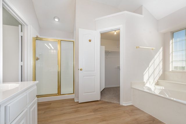 964 Camden Drive, Lewisville, TX 75067