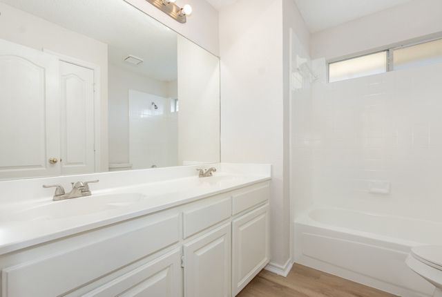 964 Camden Drive, Lewisville, TX 75067