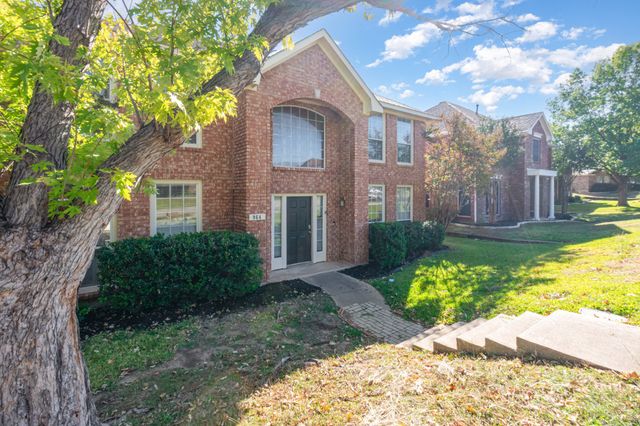964 Camden Drive, Lewisville, TX 75067