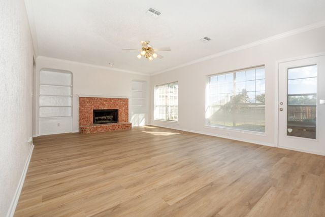 964 Camden Drive, Lewisville, TX 75067