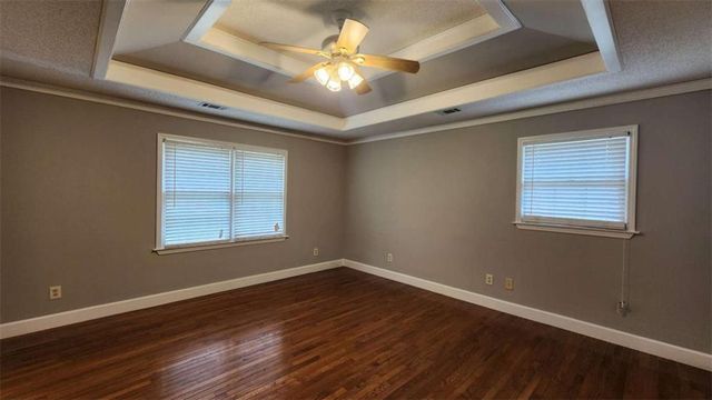390 Lake Ridge Court, Mcdonough, GA 30252