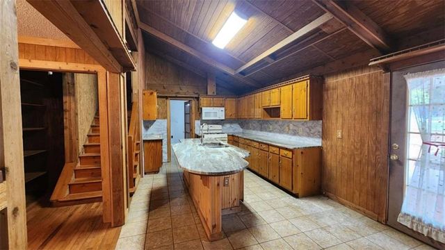 390 Lake Ridge Court, Mcdonough, GA 30252