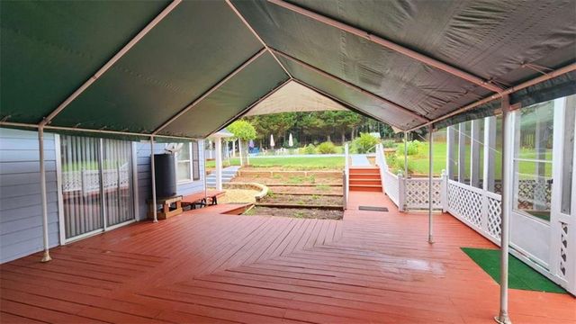 390 Lake Ridge Court, Mcdonough, GA 30252
