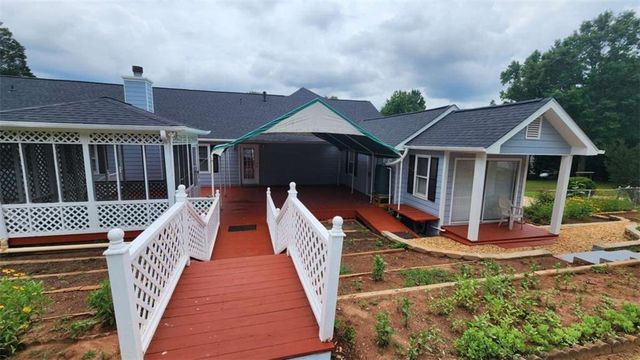 390 Lake Ridge Court, Mcdonough, GA 30252
