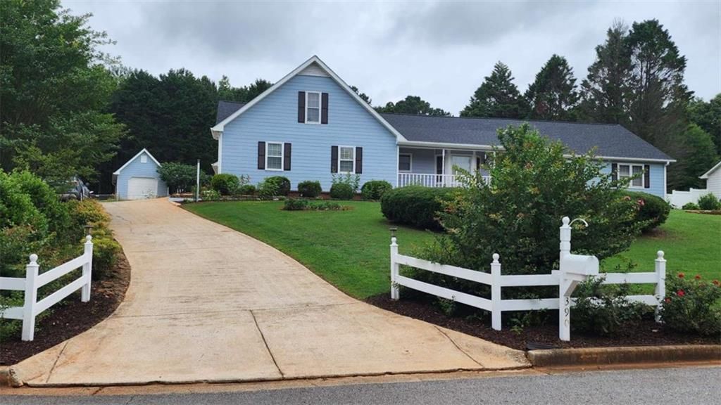 390 Lake Ridge Court, Mcdonough, GA 30252